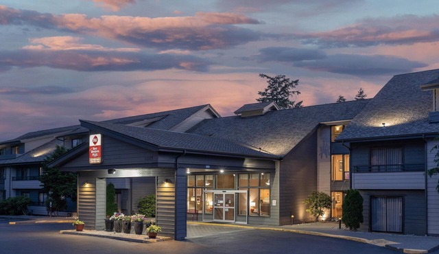 Best Western Plus Oak Harbor Hotel & Conference Center