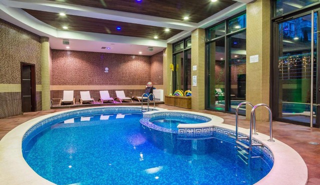 Best Western Plus Olives City Hotel - Free Pool & Parking