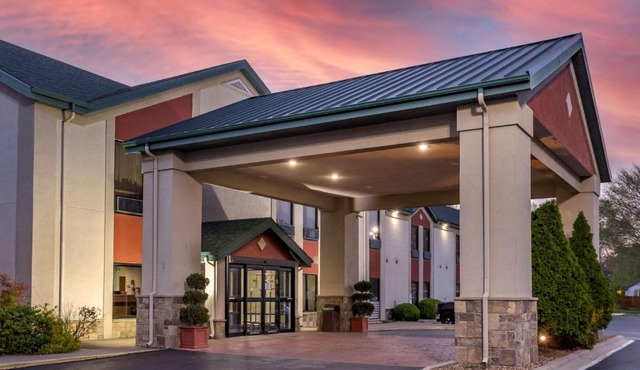 Best Western Plus Springfield Airport Inn