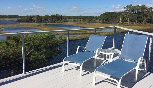 Bethany~Bay View Retreat ~ Waterfront , Bird Watchers/Nature Lovers Delight!
