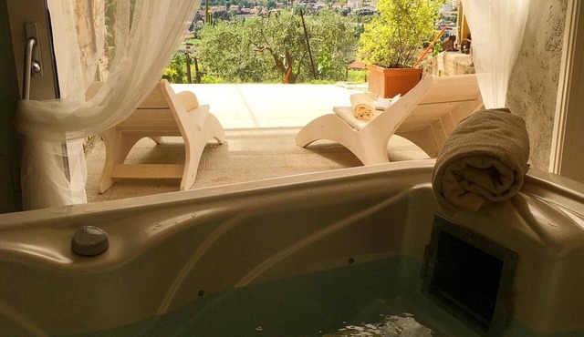 Between Cortina and Venice a Charming Chalet with WellnessArea Sauna andJacussi!