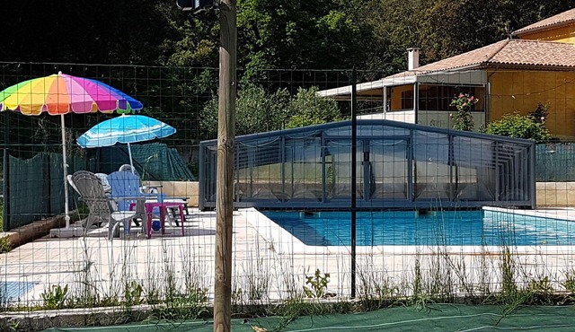 Between forest and vineyards L'Arbousier *, 120m2, 3 bedrooms, swimming pool, from 6 to 9 pers