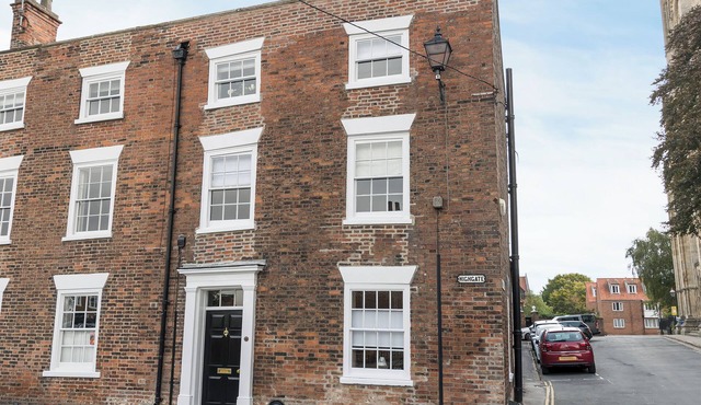 Beverley Minster House