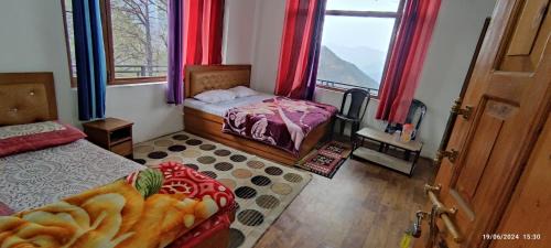 Bhandari Cottages