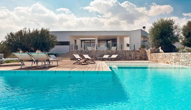 BIANCA LAMAFICO * Luxury villa with pool and stunning seaview *