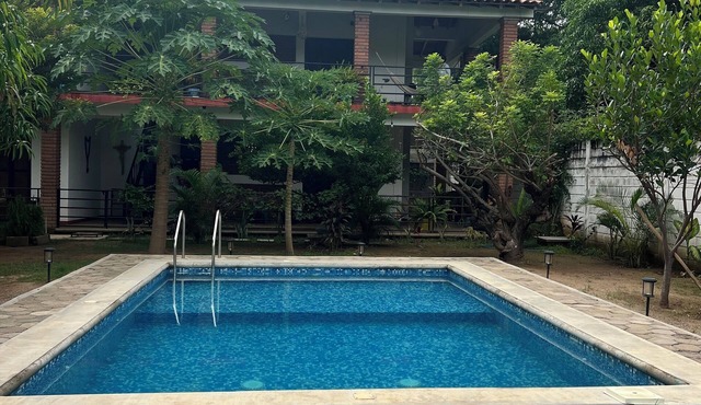 Bianca Apartment Sleeps 4 Pool A/C Pet-Friendly Upper Floor
