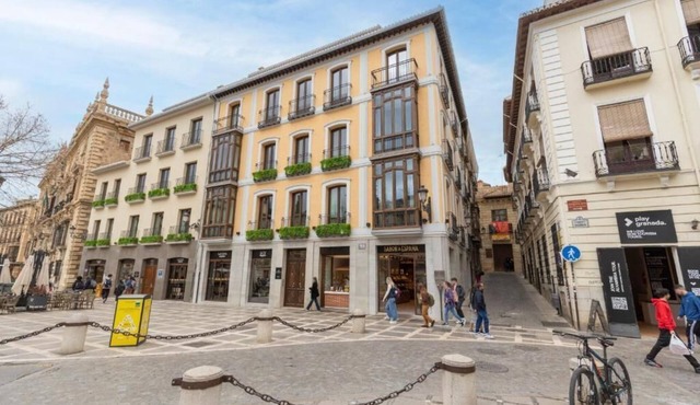 BIBO SUITES REAL CHANCILLERIA