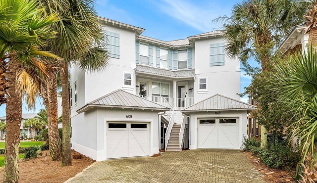 Big Blue Crab - Sleeps 20 -4 King ensuites - 7BR