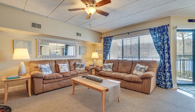 Big Boulder Water Views! Condo in Lake Harmony
