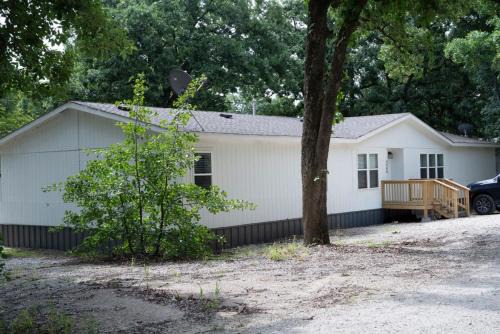 Big Lake, No Schedule, Sleeps 8, Pet Friendly