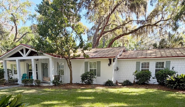 Big Luxury Island Style 5 Bed 3 Bath One level Sleeps 9 Quiet Street GR8 Locati