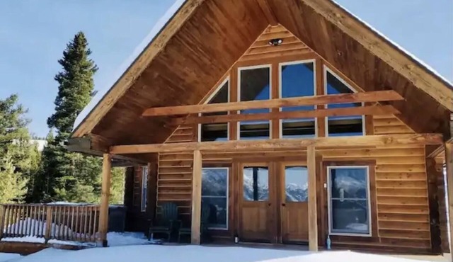 Big Sky Retreat Cabin 2