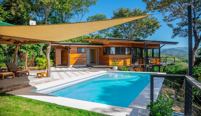 Big Views, Pool, Extremely Private 4-Bdrm Home