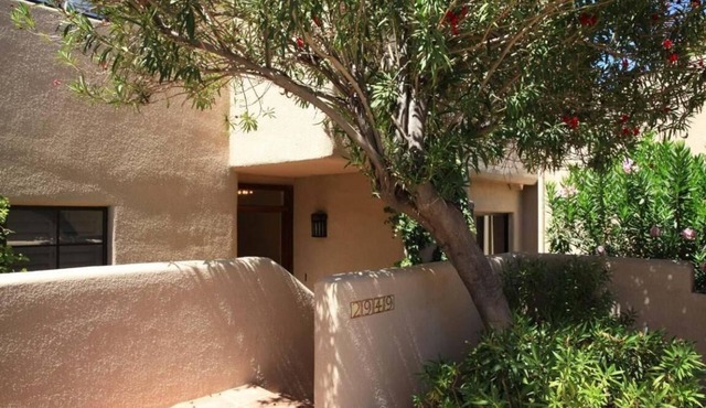 Biltmore Area Condo - Best Phoenix has to offer