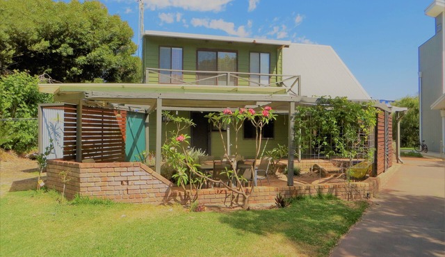 Binningup Beach Shack - NO WIFI at this property