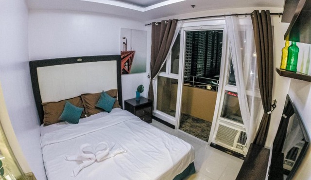 BIRCH TOWER - MALATE ROOMS