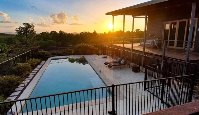 Birds Heaven Mareeba ‘Eucalyptus Guest House’ by Emerald Falls
