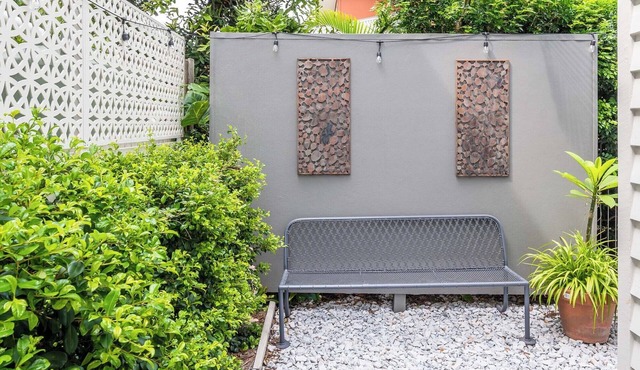 BirdSong Yeronga - Spring Special -Secret Getaway