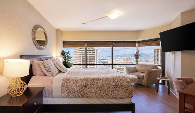 Bishop Suites @ Executive Centre, Unit #2104 Ocean View Suite, Downtown Honolulu