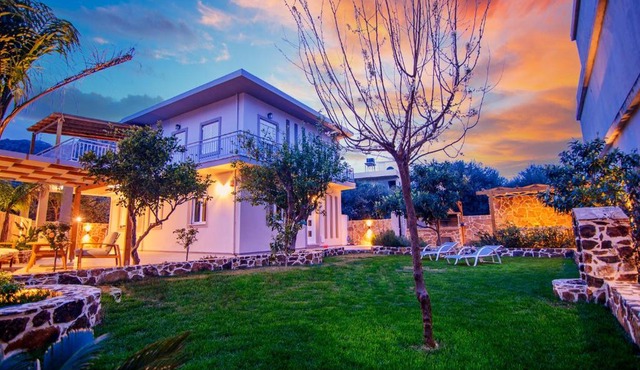 Bitsakis Family - Paleochora Luxury Villa