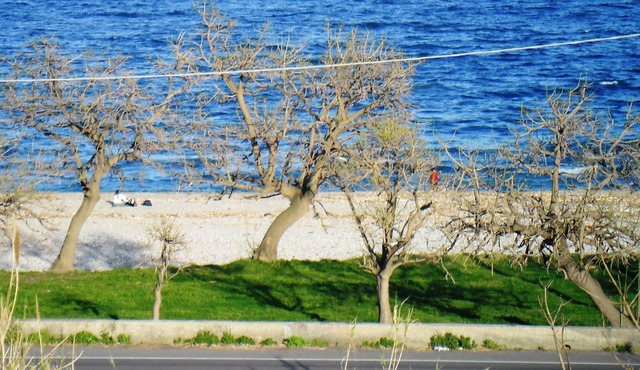 BIVANS 30meters from the SEA near ETNA and TAORMINA