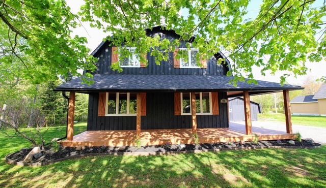 Black Barn Family Beach House