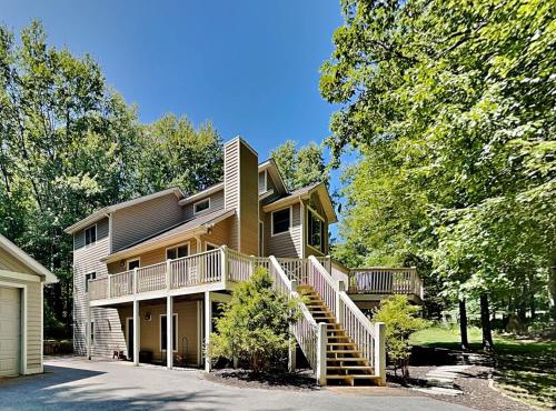 Black Bear Lodge