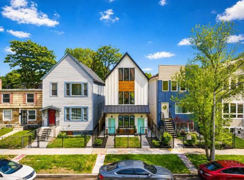 Black Chicago Gallery Solar 2BR Woodlawn Apartment