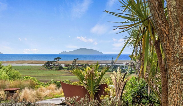 Black Dune Coastal Studio - Waipu Cove