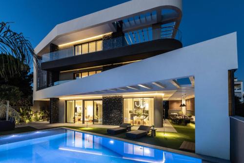 Black Rock Villa