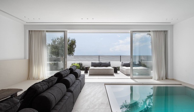 Black Stone Villa