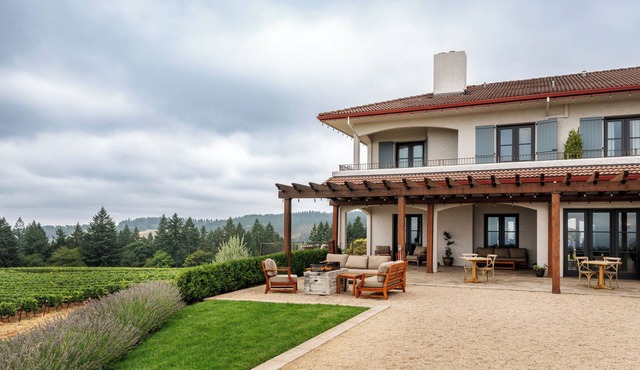 Black Walnut Inn & Vineyard