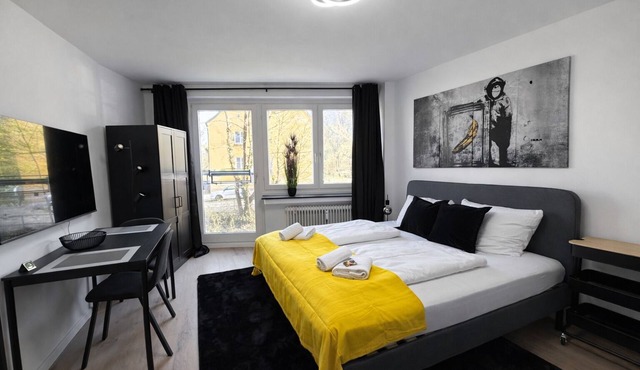 Black & Yellow Studio