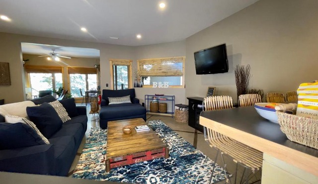 Blanchard Mountain BnB