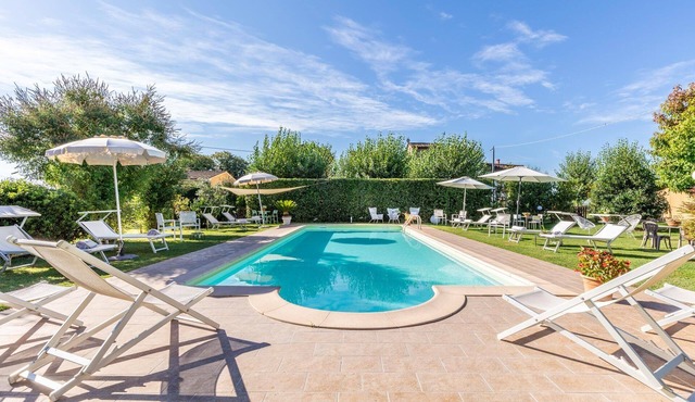 "Bleu" apartment with swimming pool, Villa Gabriella