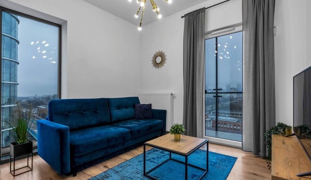 Bliska Wola - City Skyline View, 10th Floor, Balcony - by Rentujemy