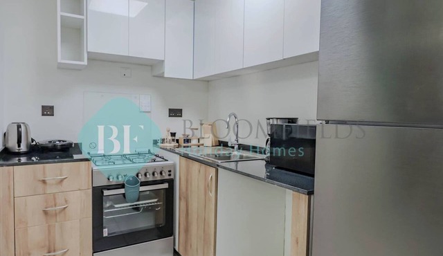 Bloomfields Cozy 1BR Townhouse Life Style City.