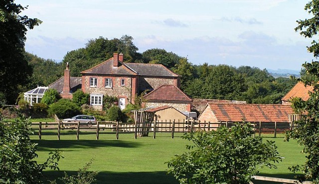 Blounts Court Farm