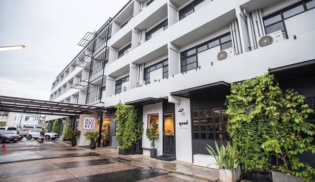 Blu Monkey Hotel Suratthani