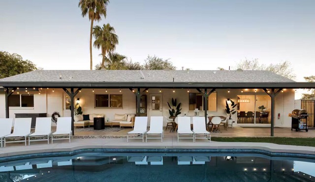 Blue Agave Spacious 5BR 3BA with heated pool and casita