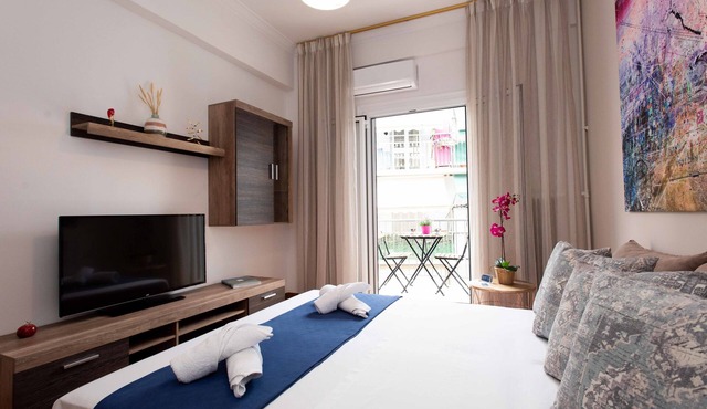 Blue Ark Stylish Athens