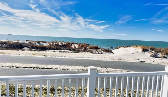 Blue Bay Home, Steps from Cape Charles Beach