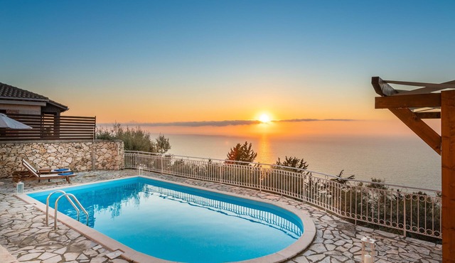 Blue Chill Villa, where summer dreams come true! Magnificent view and location!