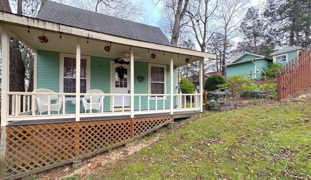 Blue Crystal Hideaway BnB