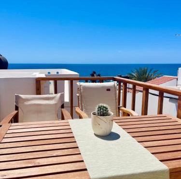 Blue Horizon Apartment