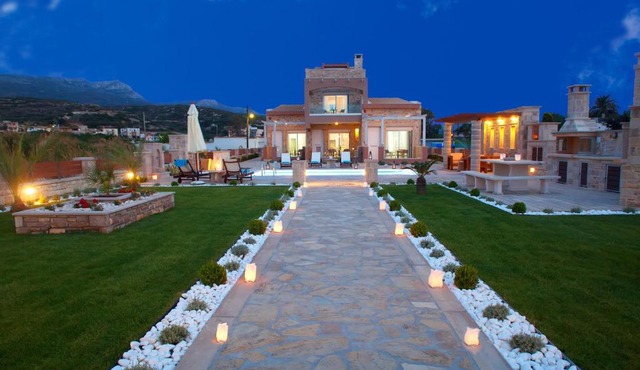 Blue Horizon Villa & Suites