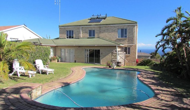 Blue Horizon Bay Guest House