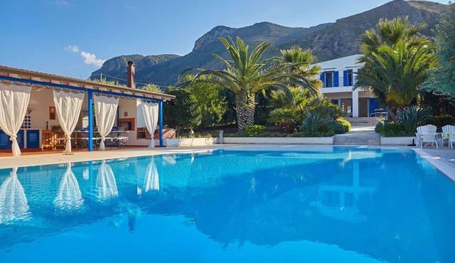 Blue House with pool. Paradise between sky and sea