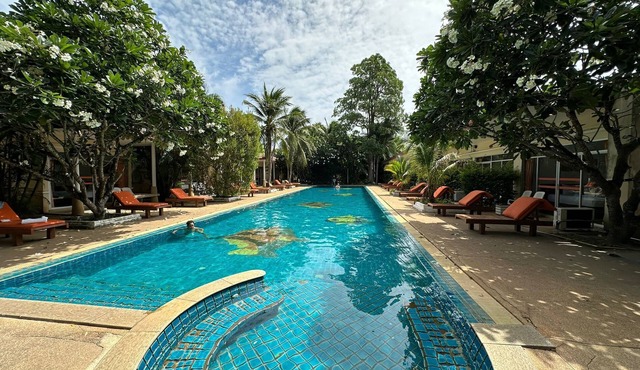 Blue Palm Beachfront Resort Phuket