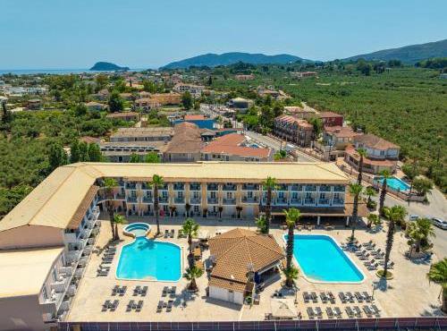 Blue Palm Hotel